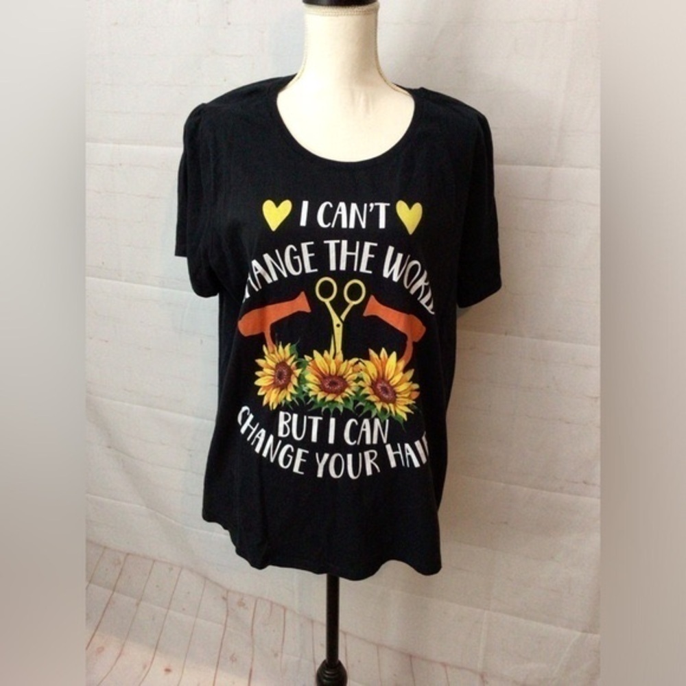 Can’t Change the World but can change ur hair. Hairstylist T shirt 2x (0050)